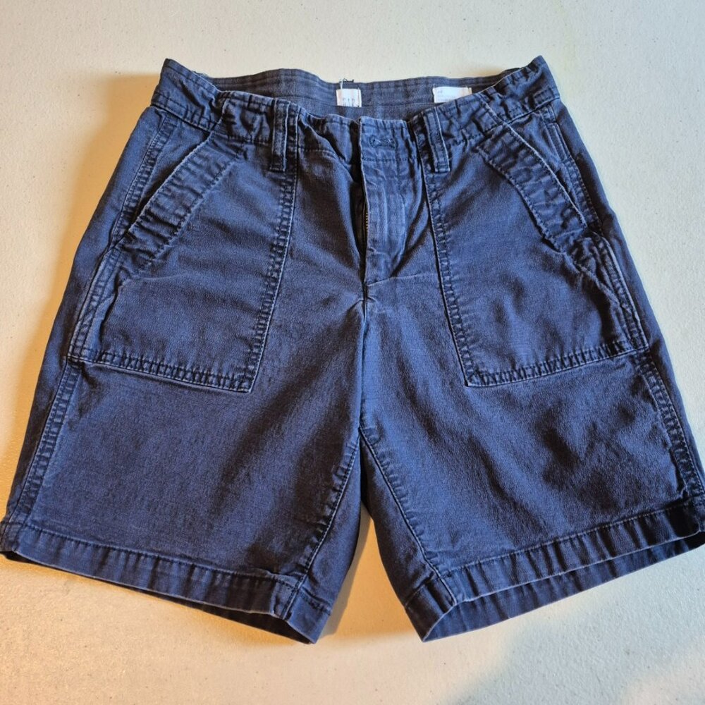 Gap Girlfriend Chino Shorts with Cargo Pockets in Dark Blue